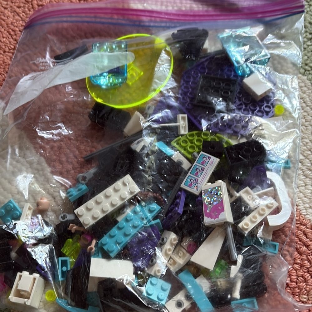 LEGO® 41128 Friends AMUSEMENT PARK SPACE RIDE - Picture 3 of 3